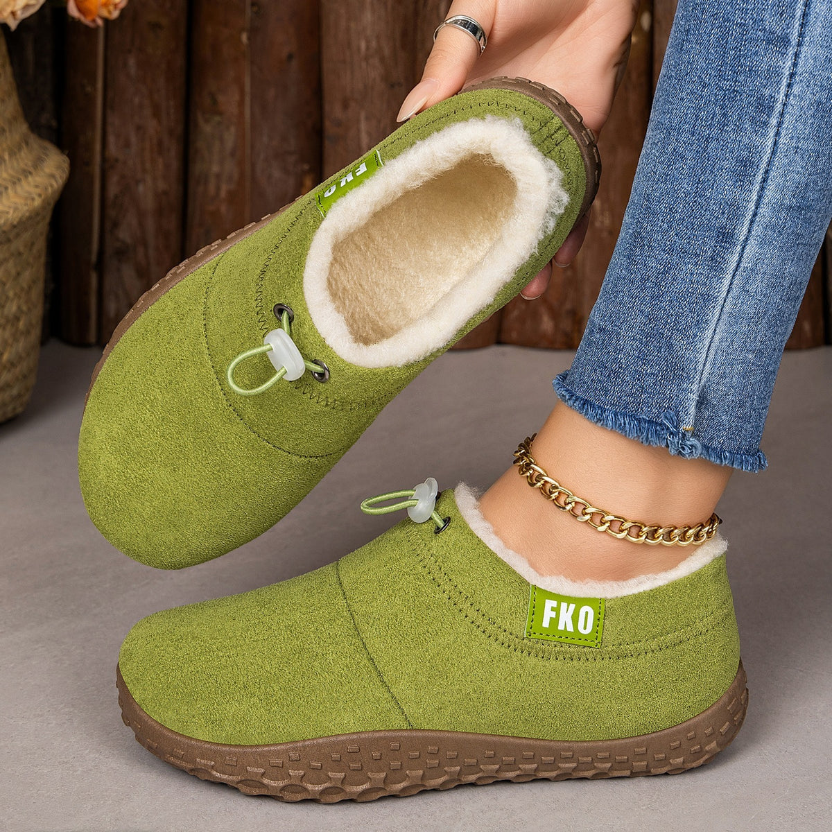 😍Last Day 50% OFF🔥Women’s Warm Plush-Lined Mules – Warm, Comfortable & Non-Slip Winter Shoes