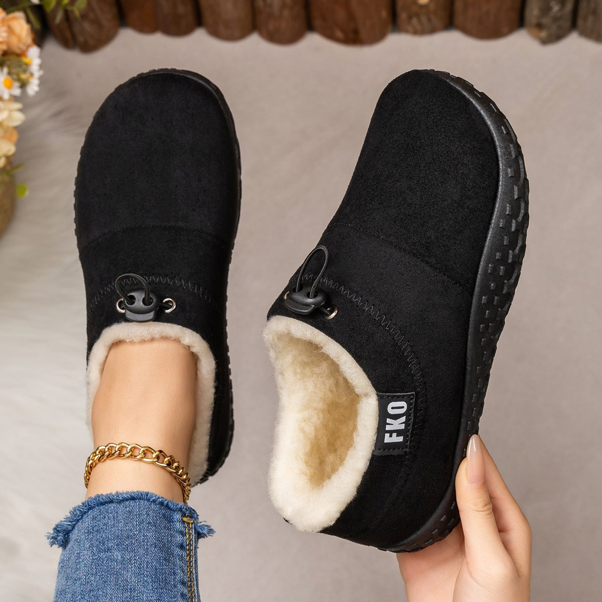 😍Last Day 50% OFF🔥Women’s Warm Plush-Lined Mules – Warm, Comfortable & Non-Slip Winter Shoes