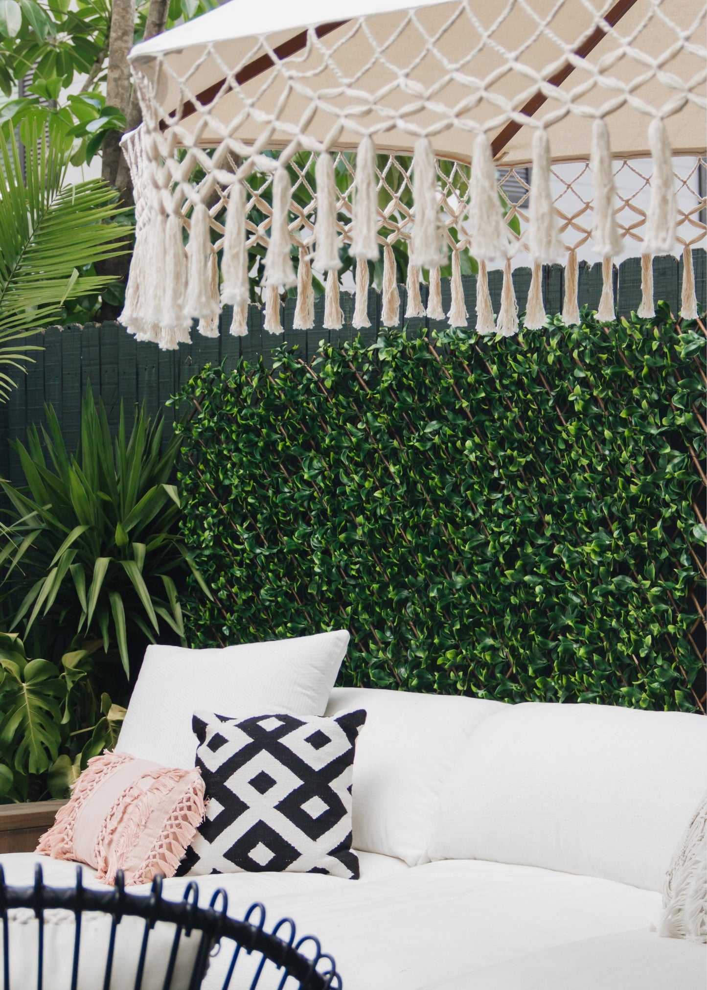 UV Resistant Outdoor Fake Gardenia Trellis Fence - 78.5"