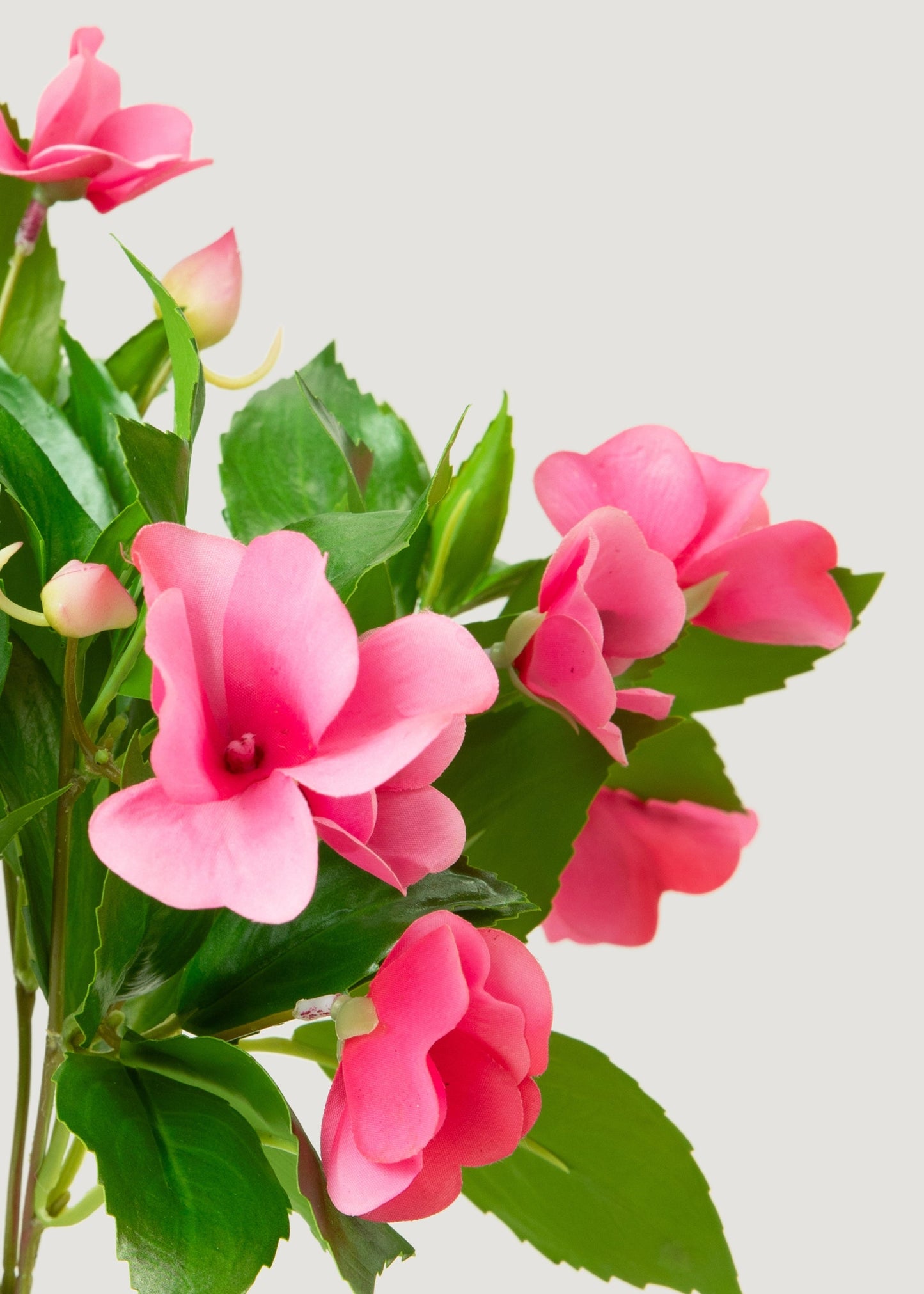 UV Treated Indoor/Outdoor Natural Touch Impatiens Bush - 10"
