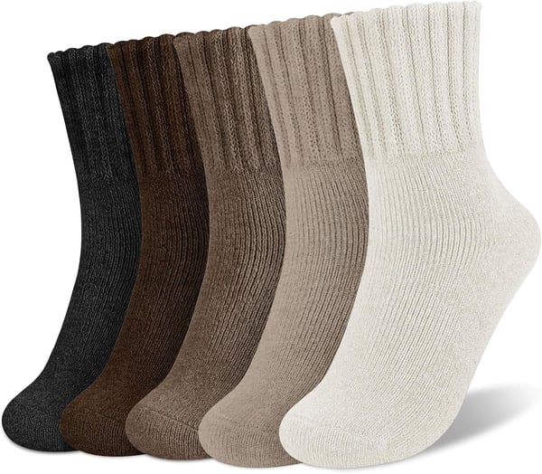 🔥(5 Pairs)Complete Your Comfort: Pair Your New Boots with the Cosiest Winter Socks!
